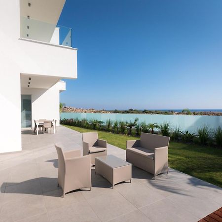 Sea Pearl Beachfront Villas - Breeze Ajía Nápa Kültér fotó