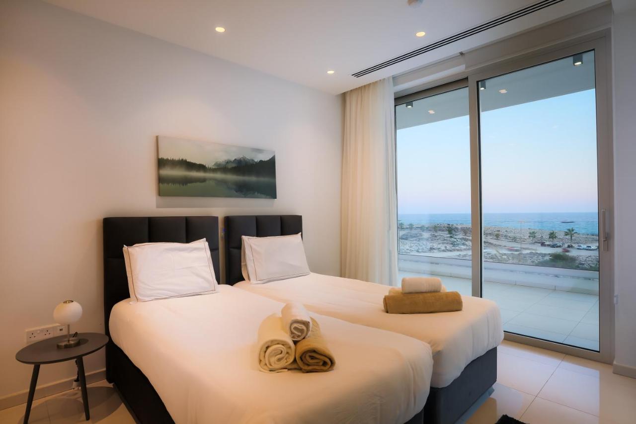 Sea Pearl Beachfront Villas - Breeze Ajía Nápa Kültér fotó